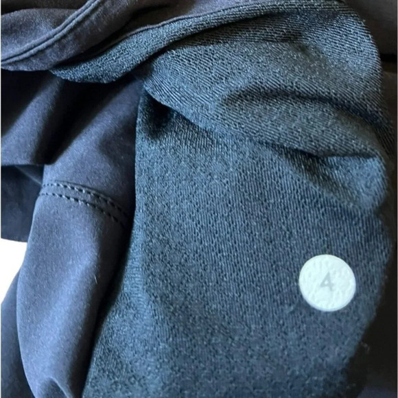 Lululemon black Unlined Black Joggers sz 4 - Picture 3 of 4